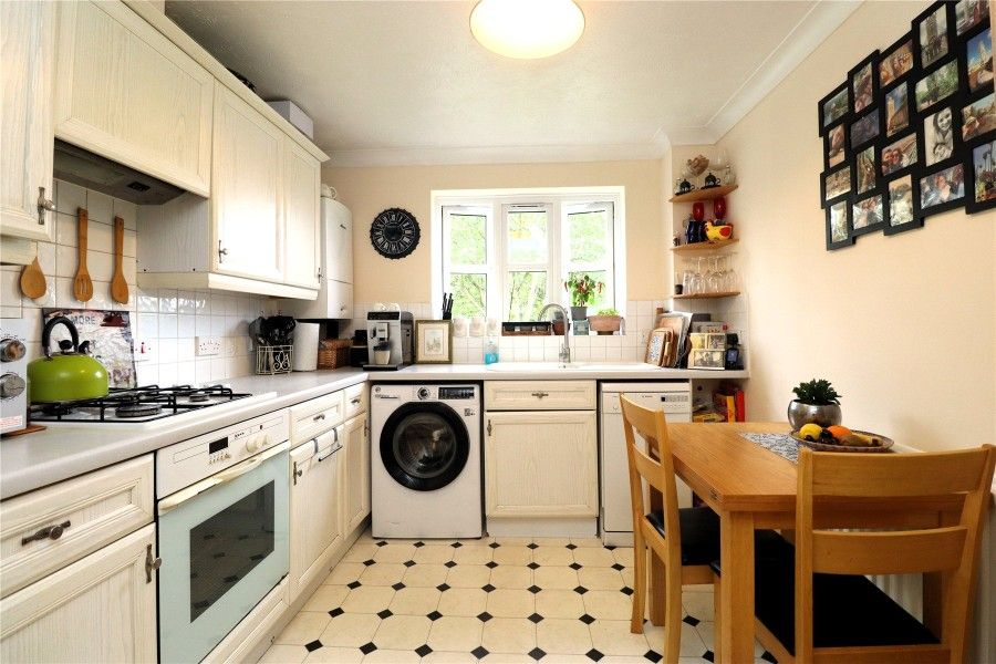 Property photo 2 of 9