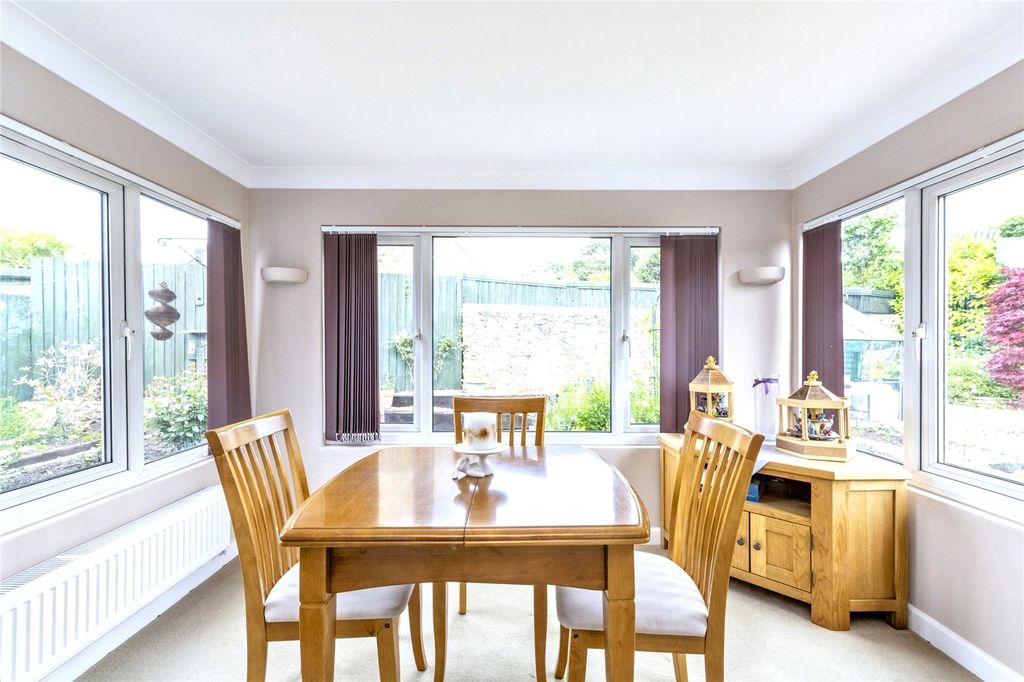 Property photo 2 of 17 Picture No. 47