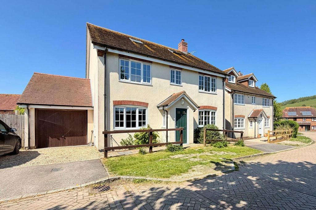 Property photo 1 of 17 Picture No. 04