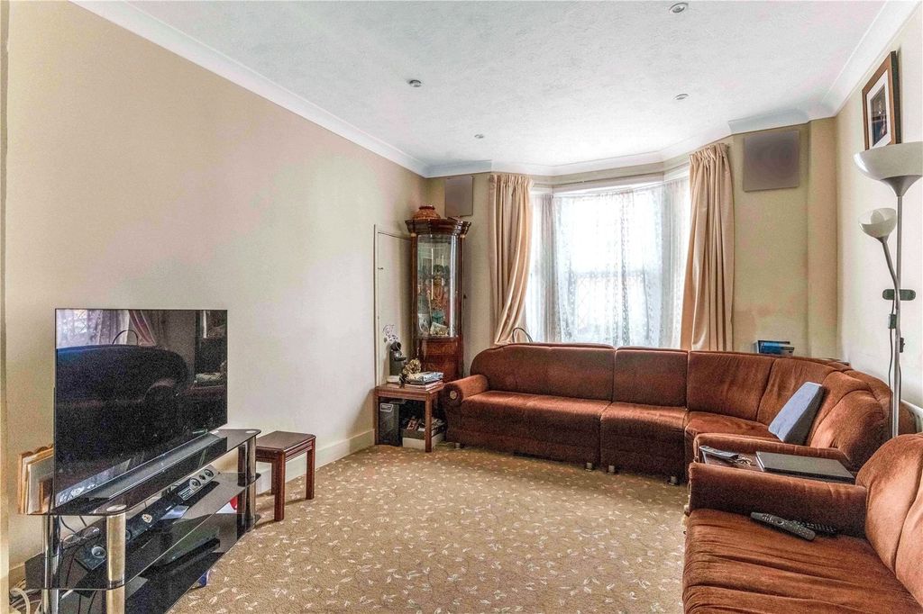 Property photo 3 of 24 Picture No. 22
