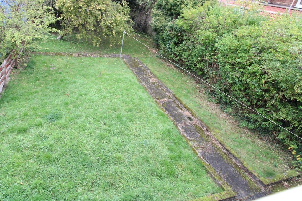 Property photo 2 of 15 B.Gar