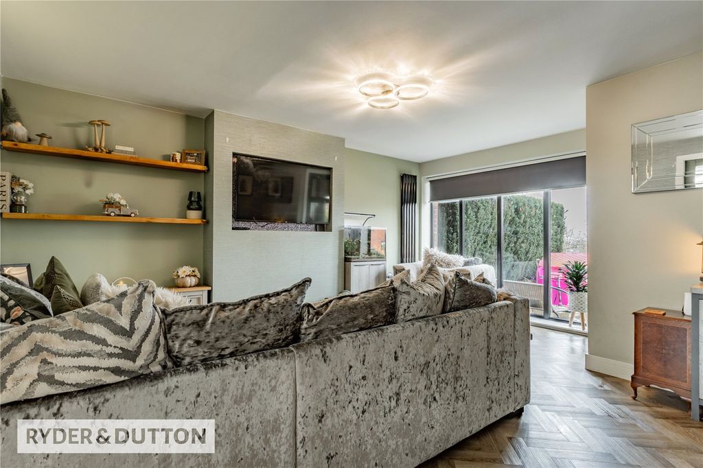 Property photo 3 of 21 Picture No. 01