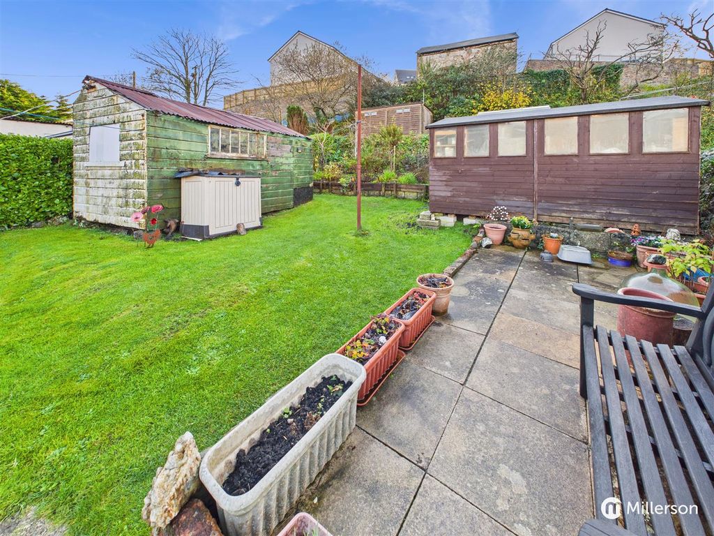 Property photo 2 of 16 Cam05092G0-Pr0130-Still021.Jpg