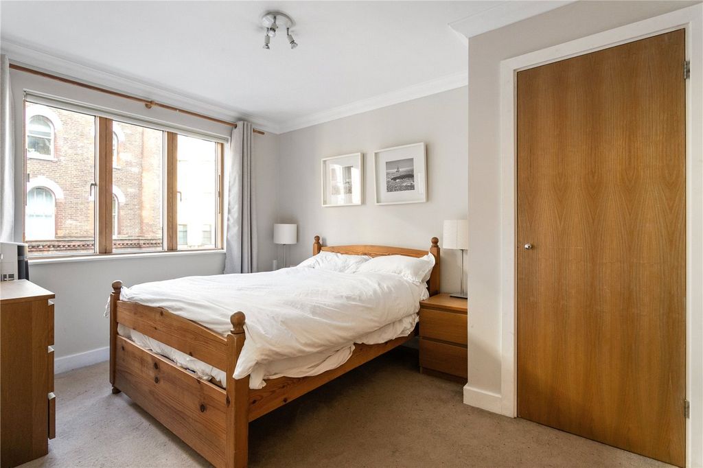 Property photo 2 of 12 Picture No. 06