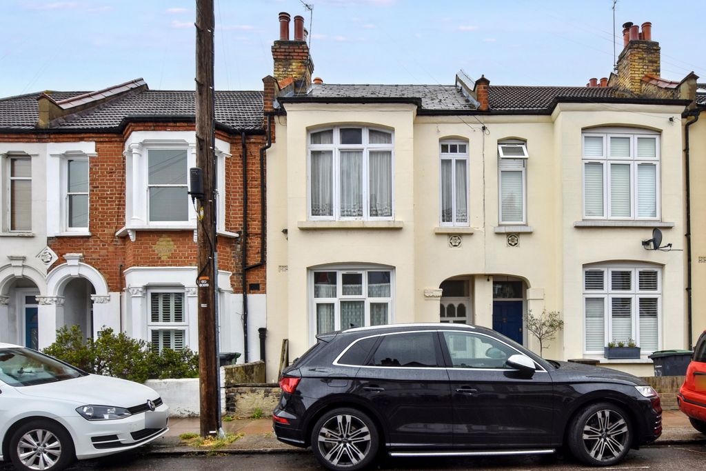 Property photo 1 of 14 Ground Floor Flat, 20 Longhurst Road, Hither Green, London, Se13 5Lp