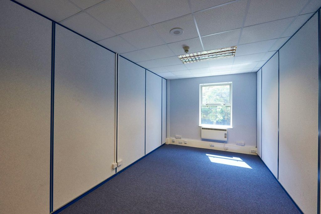 Property photo 3 of 9 Image 3