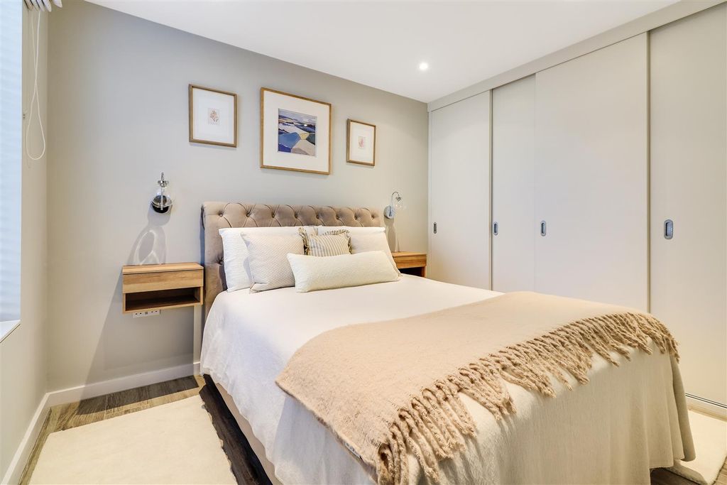 Property photo 2 of 17 Img_3929.Jpg