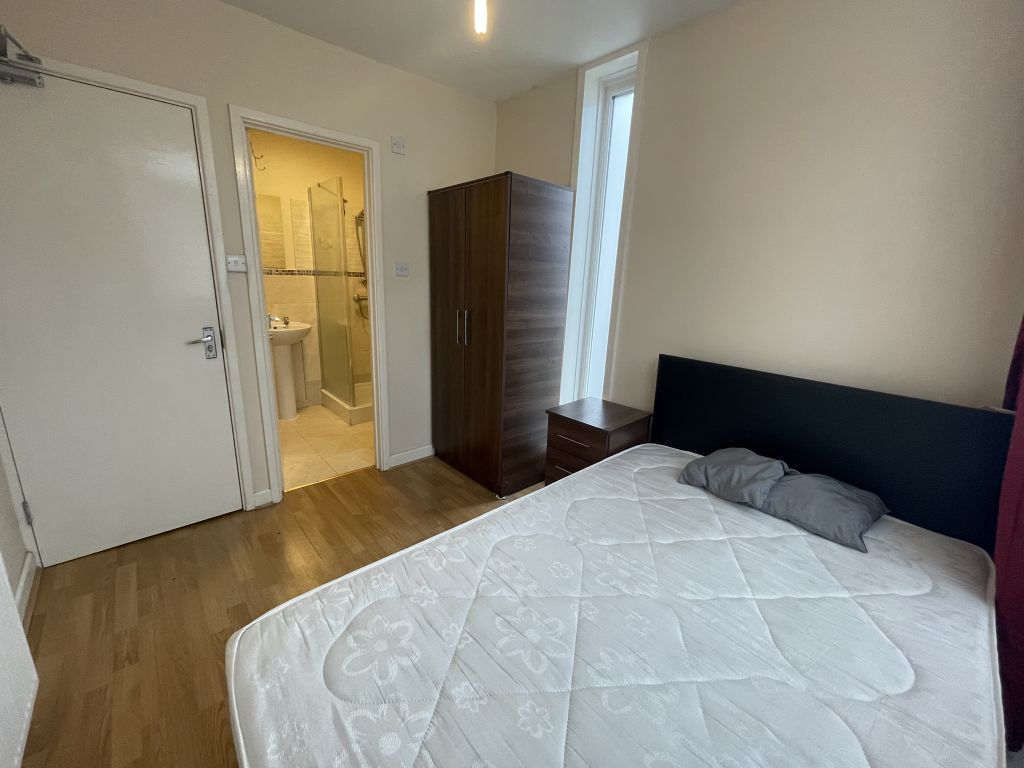Property photo 1 of 3