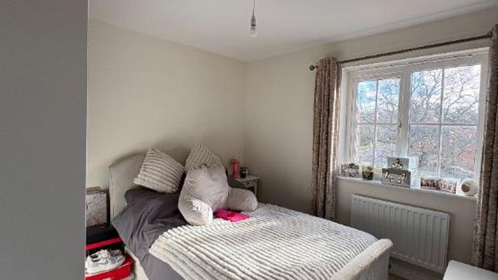 Additional image 9 of 2 bed flat for saleSparrow Gardens, Liphook GU30