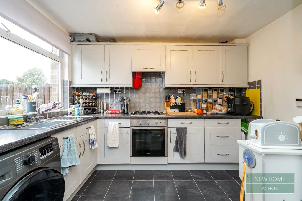 Property photo 2 of 14 Photo 8