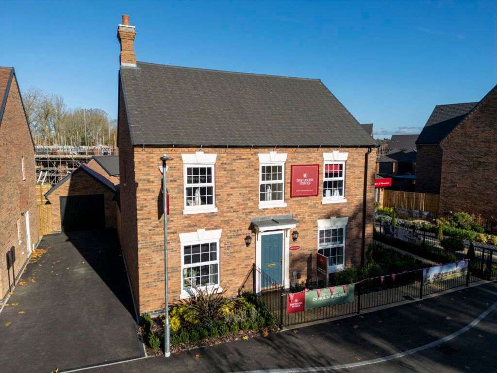 Property photo 1 of 11