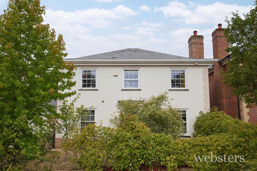 Property photo 1 of 25