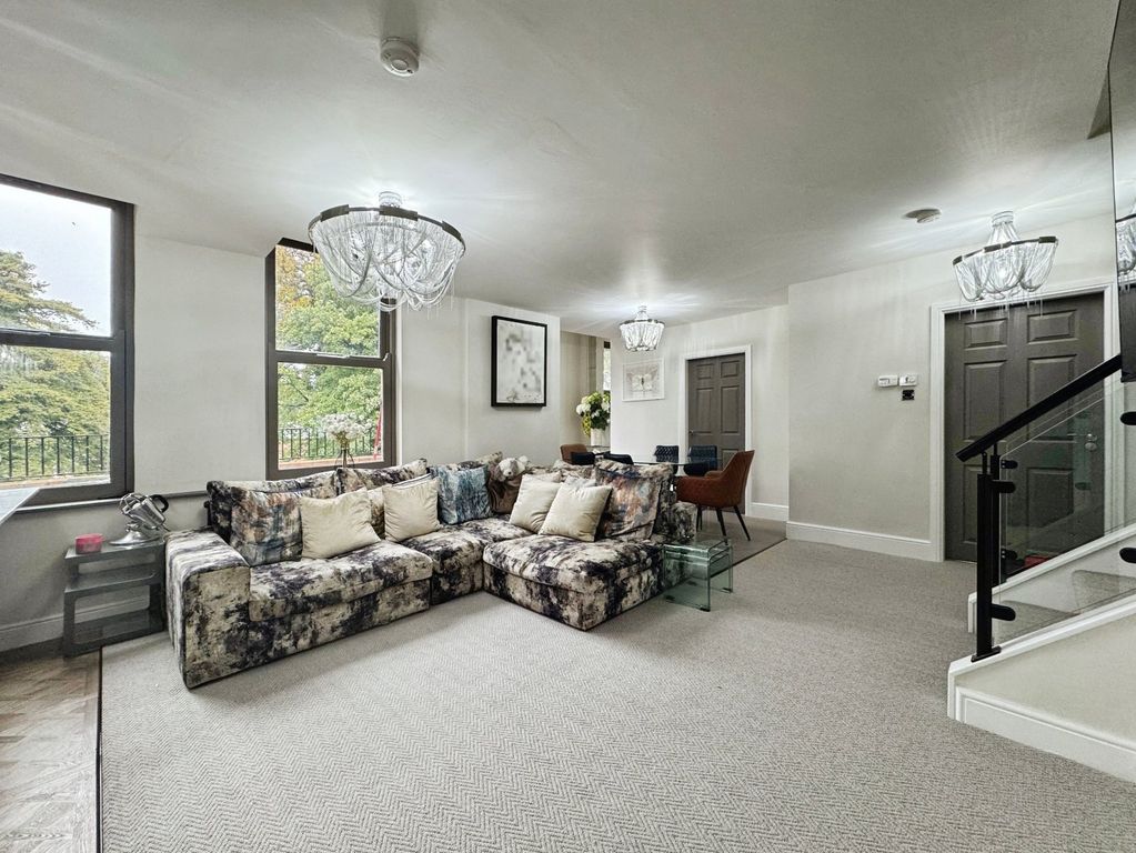 Property photo 3 of 29 Picture No. 01