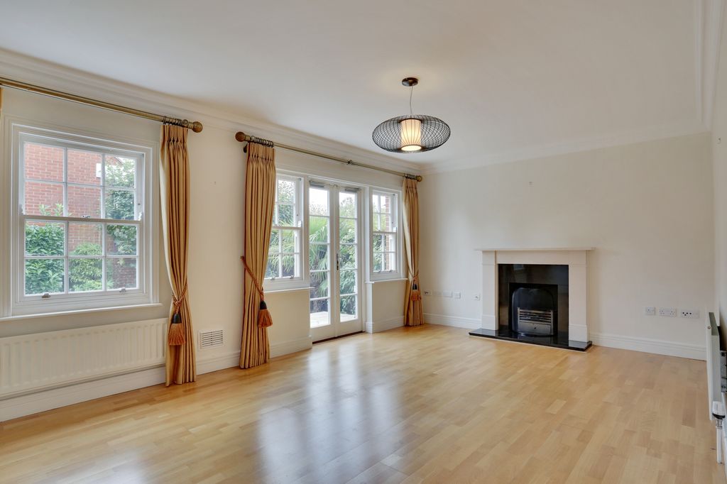 Property photo 3 of 18 Picture No.03
