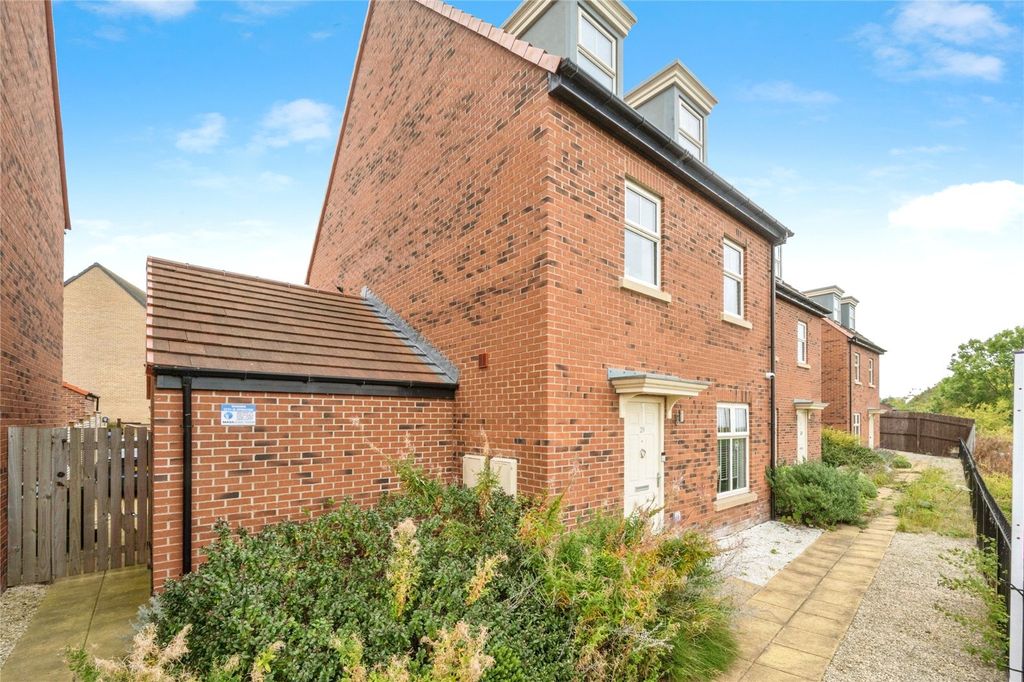 Property photo 1 of 34 Front