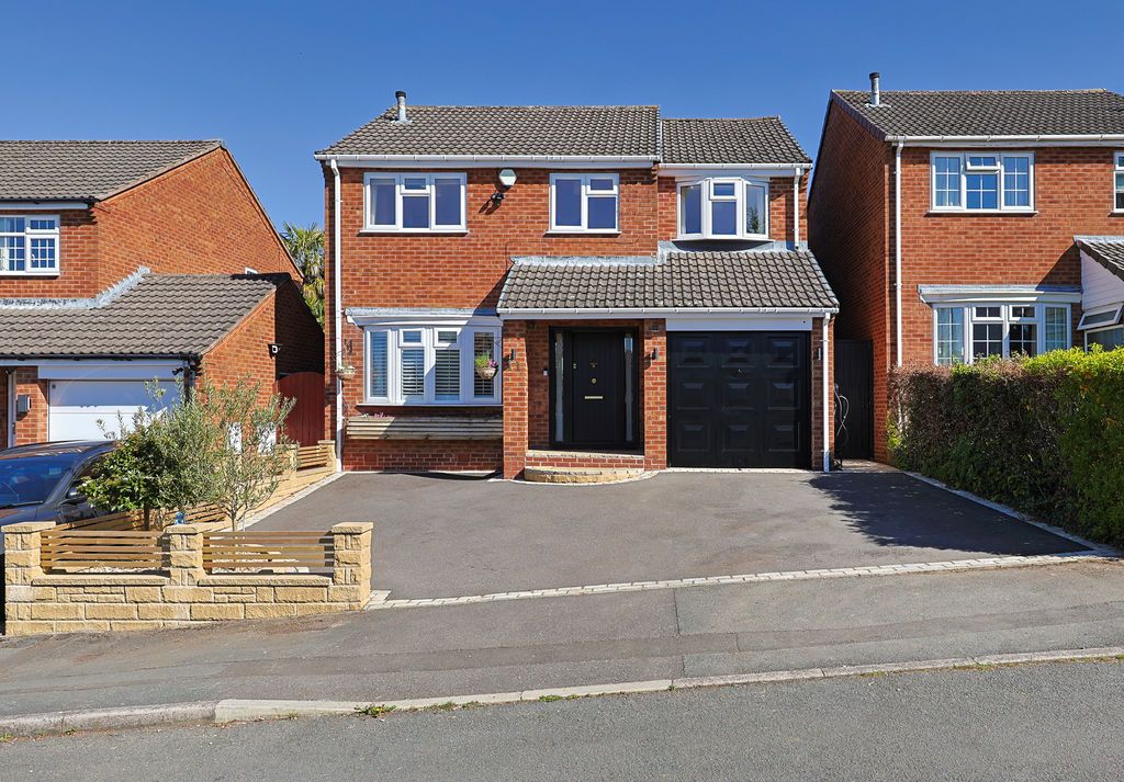 Property photo 1 of 30 Front