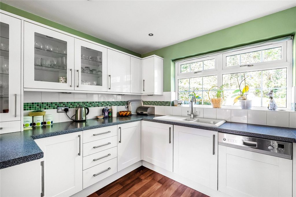 Property photo 2 of 12 Kitchen