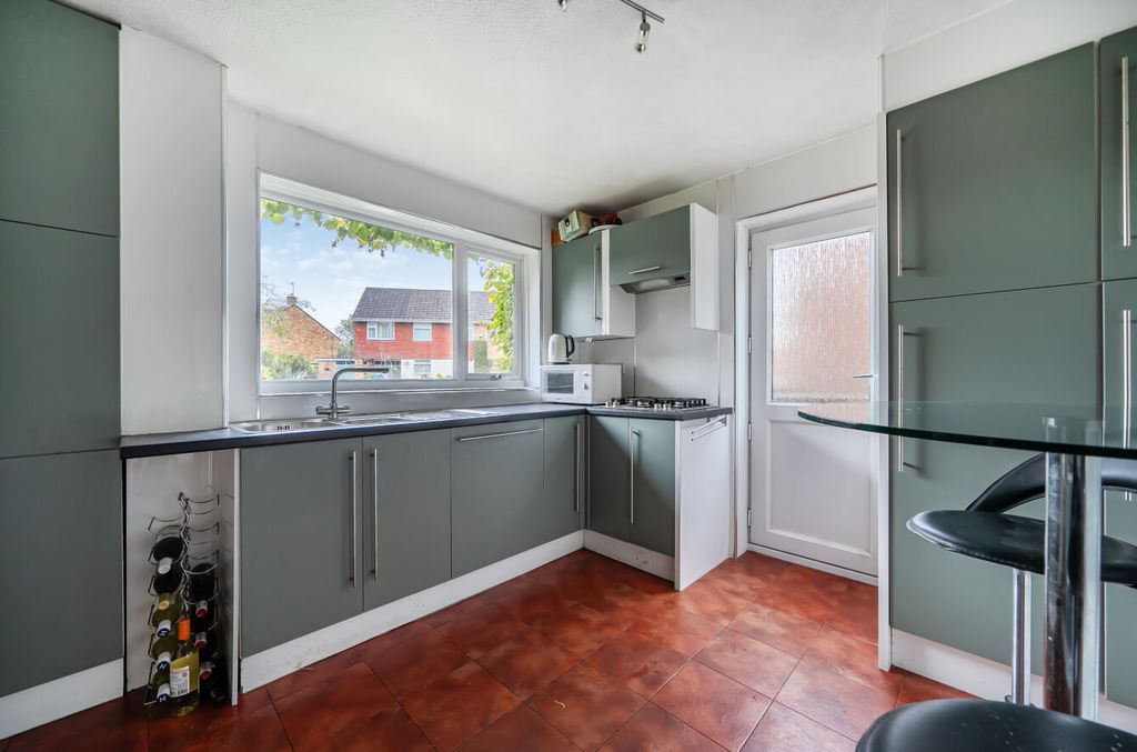 Property photo 3 of 15 1371206-7-68F63c5...