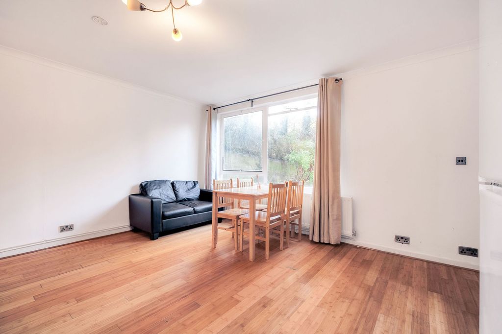 Property photo 3 of 10 Living Room