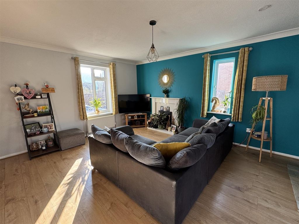 Property photo 2 of 14 Img_9059.Jpeg