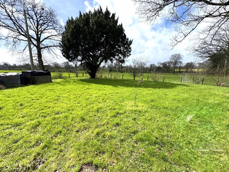 Property photo 2 of 17 Photo 12