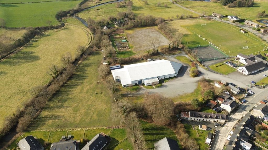 Property photo 1 of 65