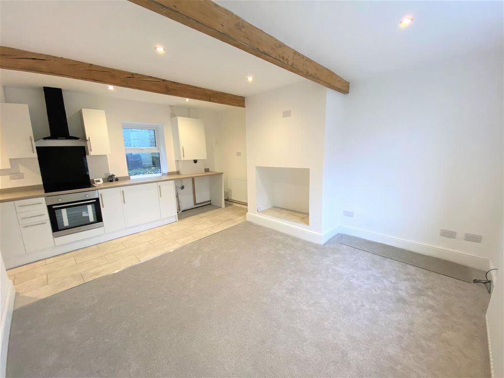 Property photo 2 of 9 15Ackroyd3.Jpg
