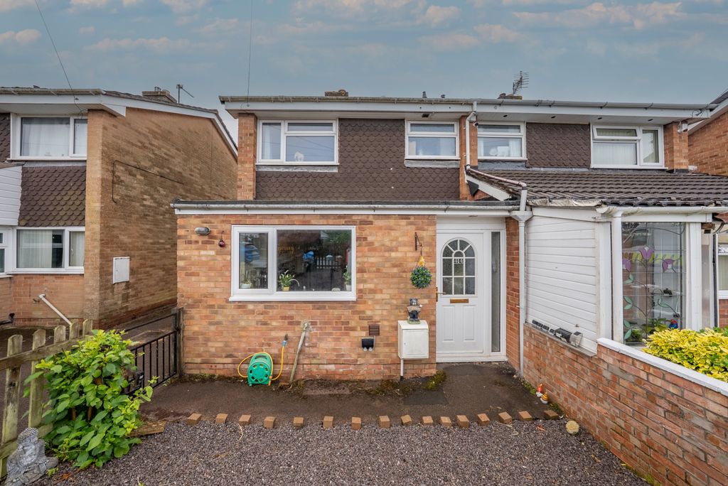 Property photo 1 of 26
