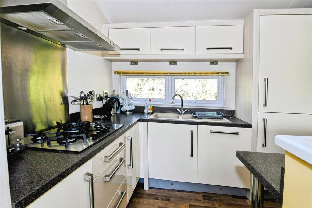 Property photo 3 of 16 Picture No. 46