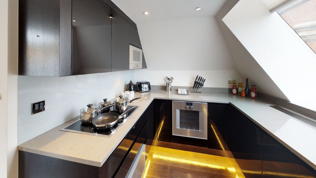 Property photo 2 of 11 Picture No. 10