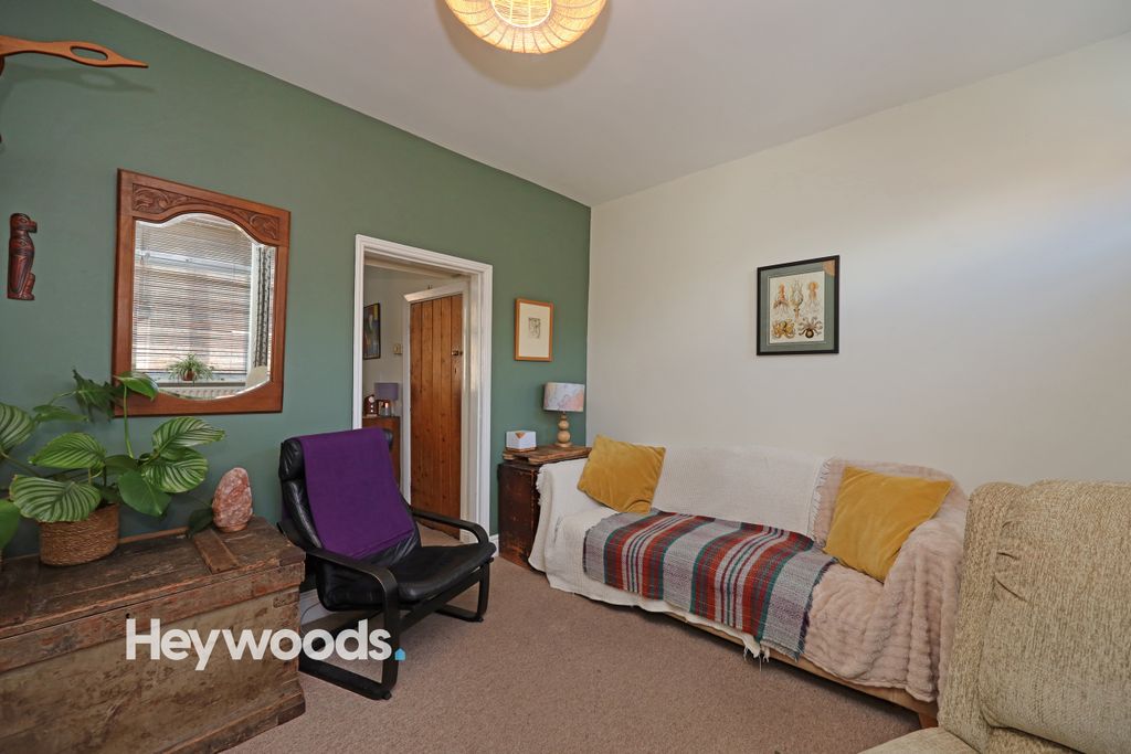 Property photo 3 of 20 0F1A8374