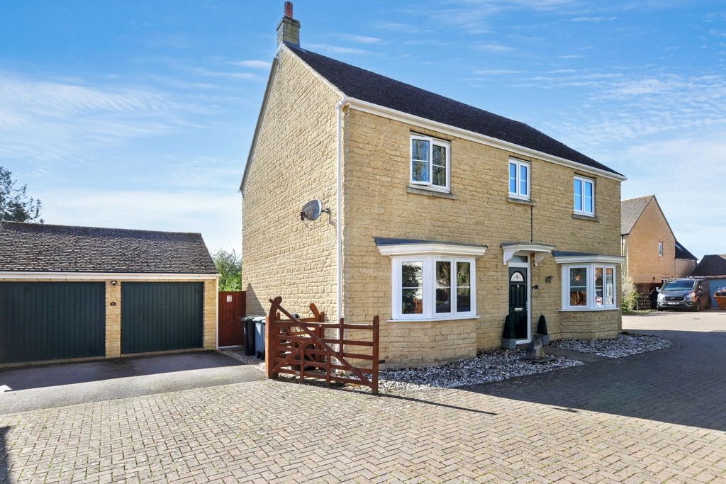 Property photo 1 of 28 Img_4161