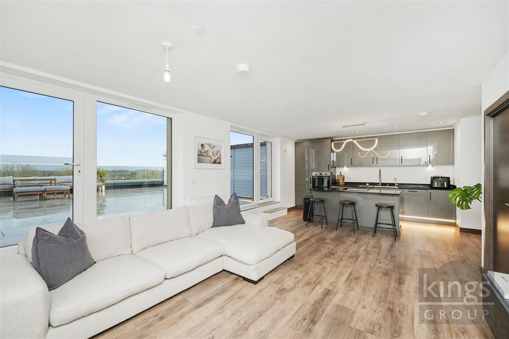 Additional image 6 of 1 bed flat for saleGodfrey House, Edinburgh Gate, Harlow CM20