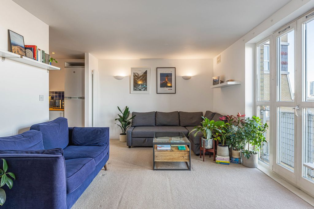 Property photo 1 of 17 Reception Room