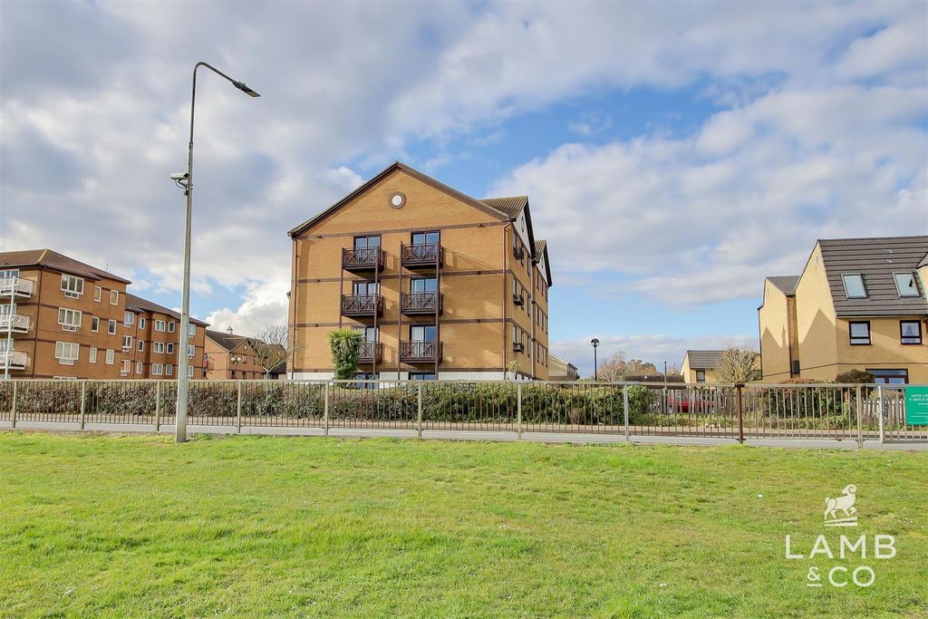 Property photo 1 of 14 Img_6487-Img_6491.Jpeg