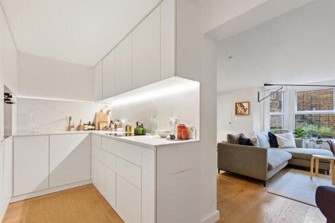 Property photo 3 of 9 Picture No. 37