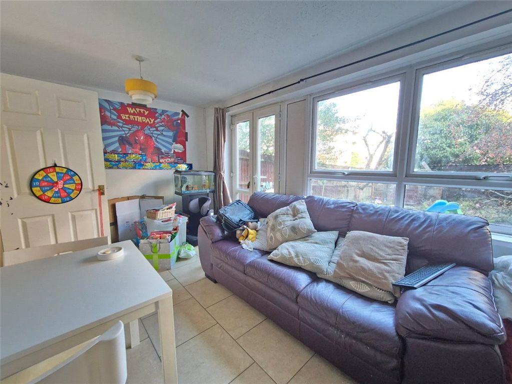 Property photo 3 of 12 Picture No. 10