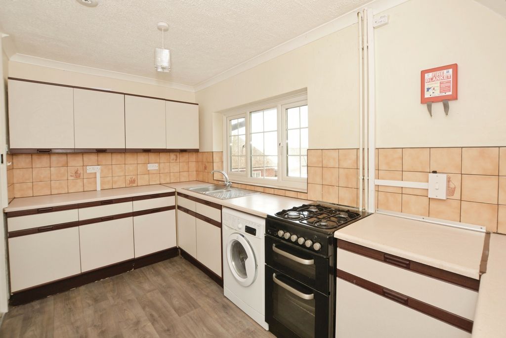 Property photo 3 of 11 Photo