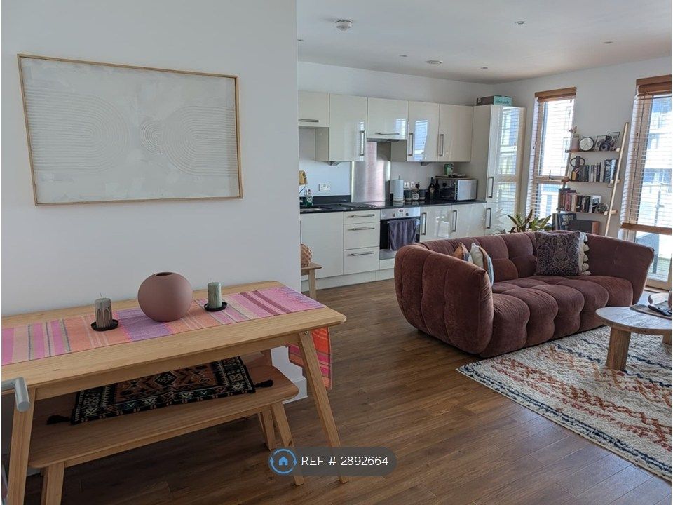 Property photo 2 of 16 Living Room