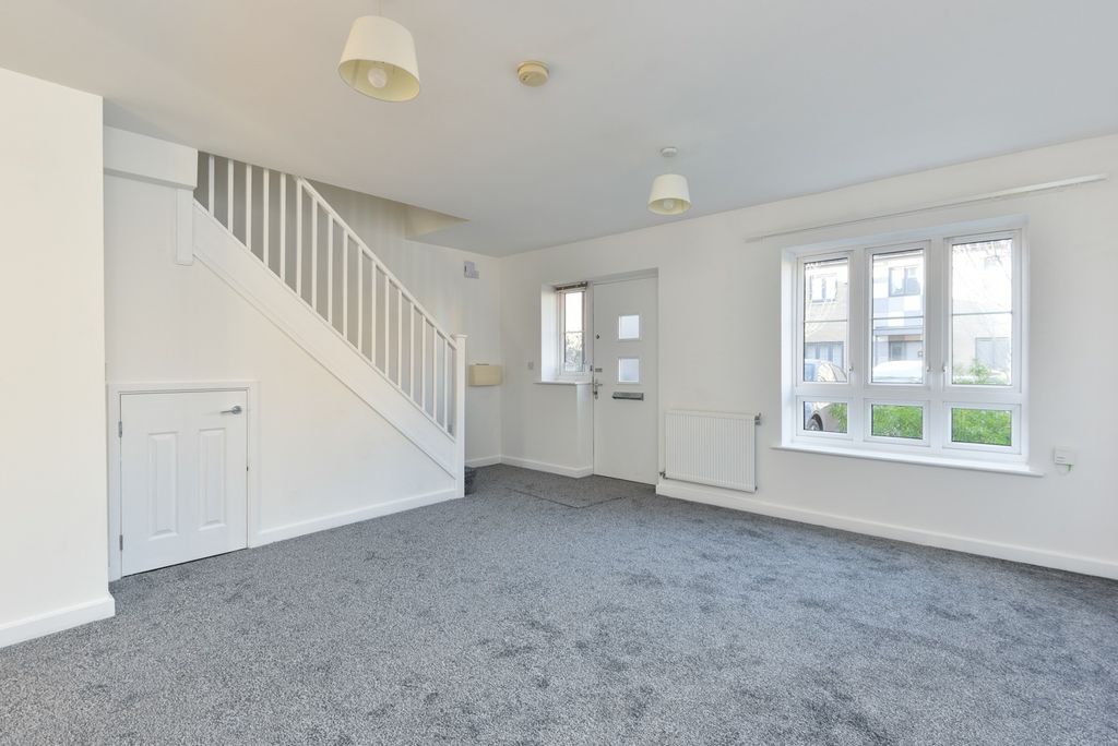 Property photo 2 of 11 4797133