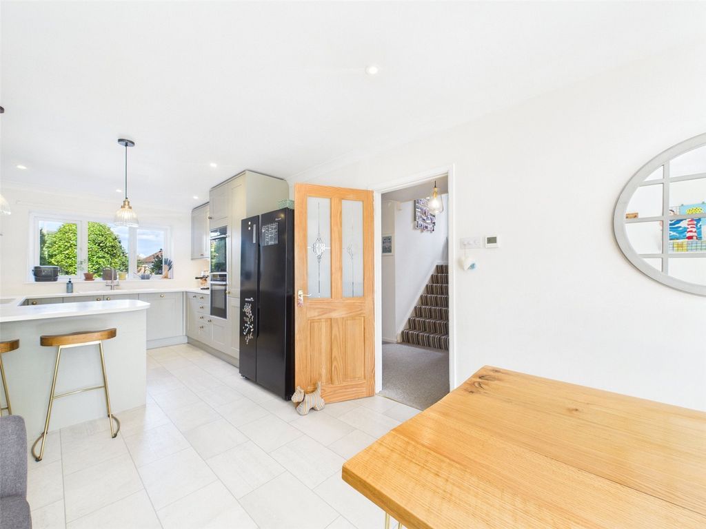 Property photo 3 of 19 Picture No. 21