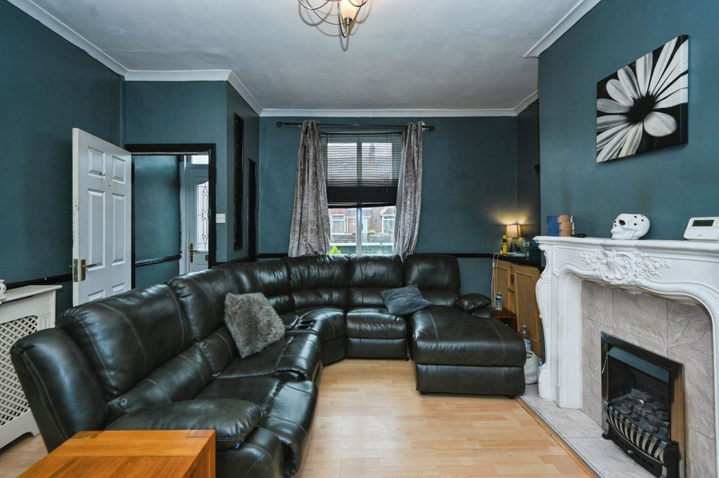Property photo 3 of 15