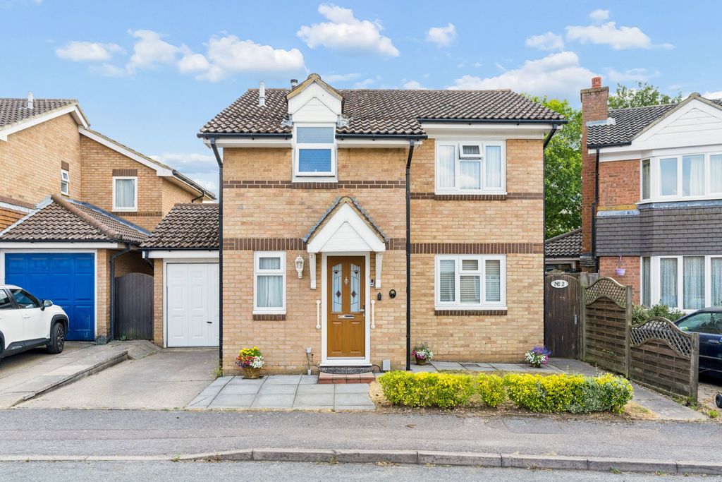 Property photo 1 of 18