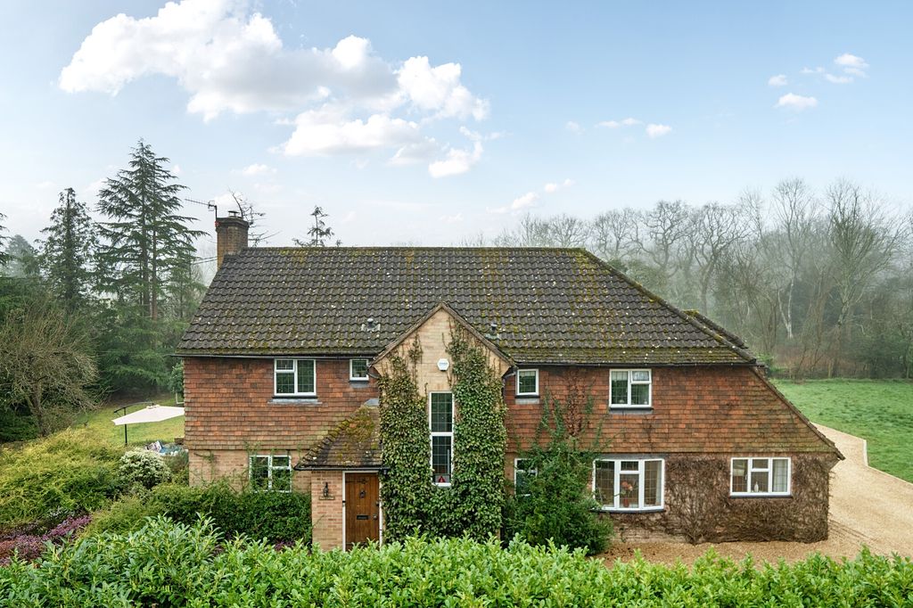 Additional image 19 of 4 bed detached house for salePrestwick Lane, Godalming GU8