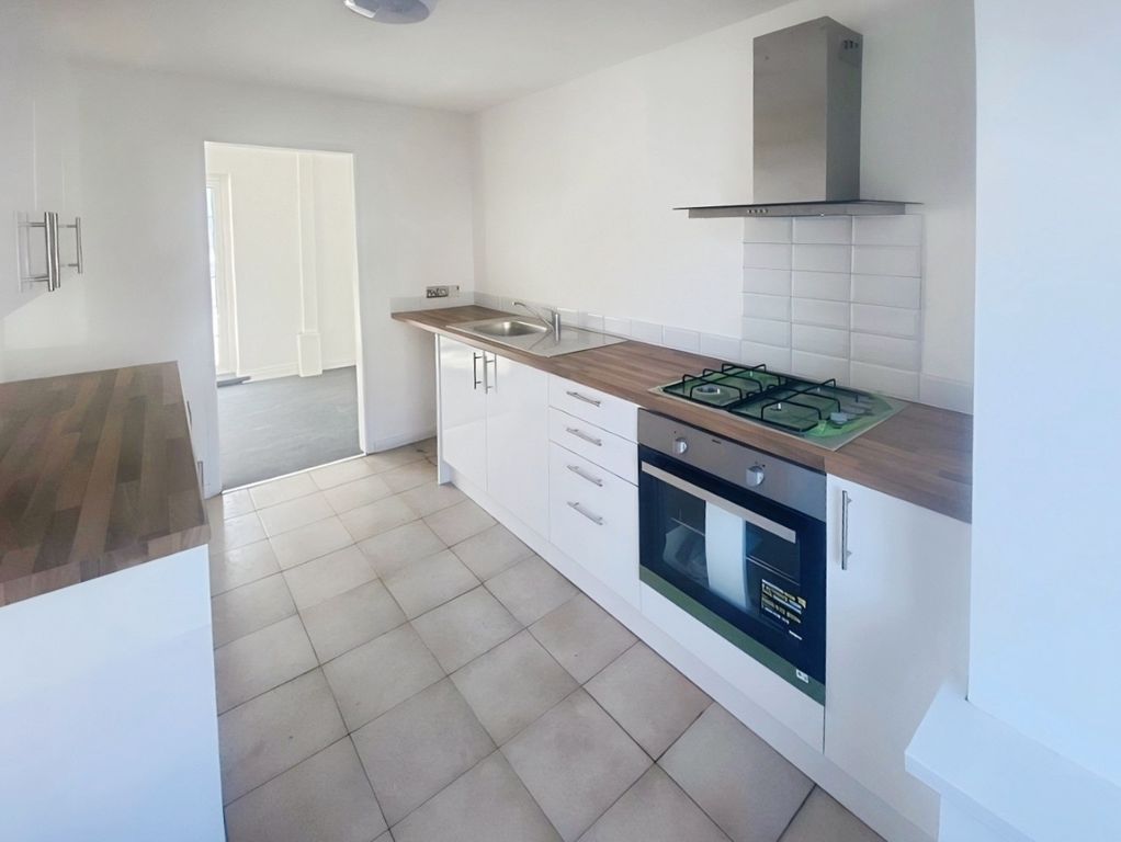 Property photo 2 of 16 5350821