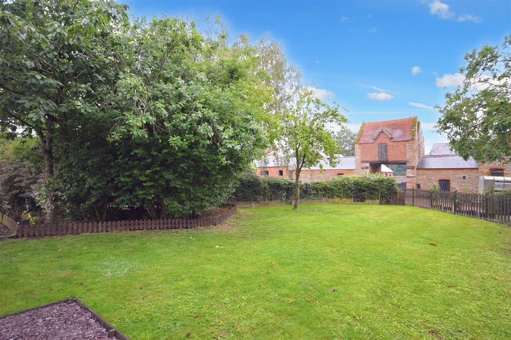 Property photo 3 of 21 3 (3).Jpeg