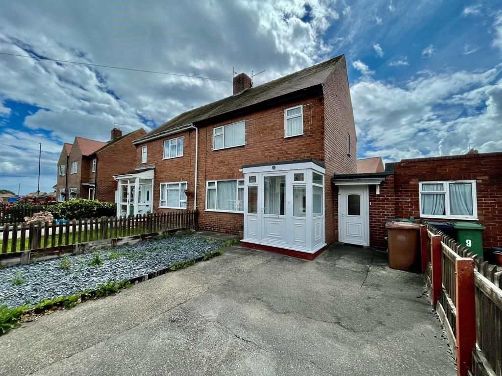 Property photo 1 of 15 2 Bedroom Semi Detached For Rent