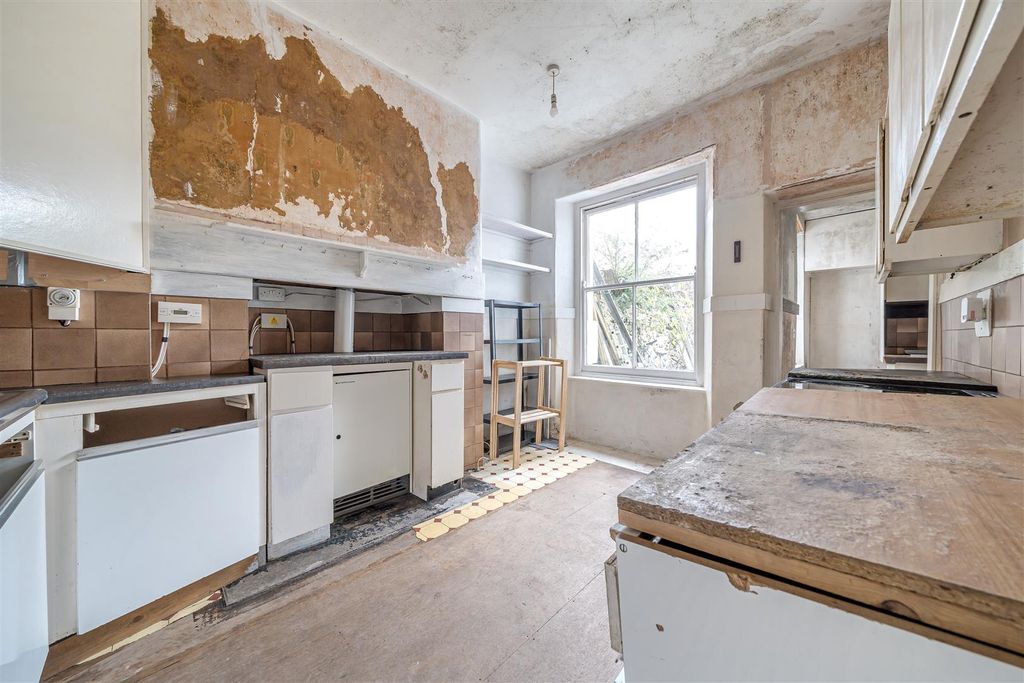 Property photo 3 of 28 949683 (5).Jpg