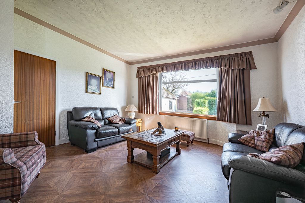 Property photo 2 of 42