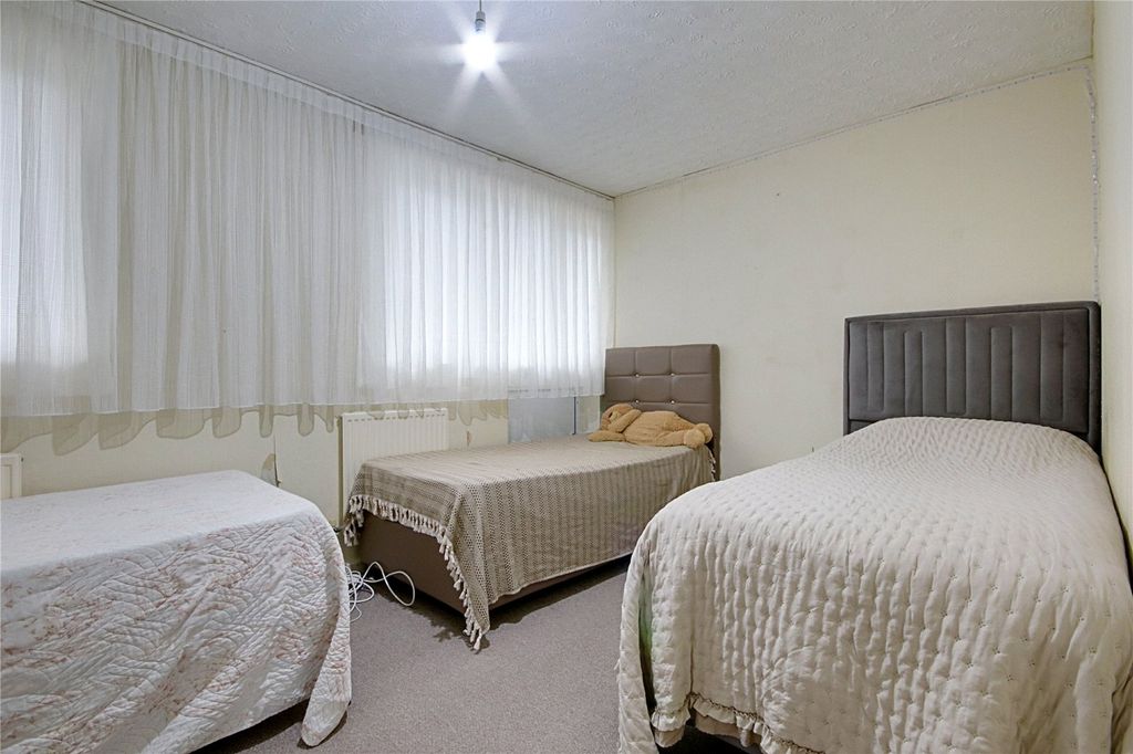 Property photo 3 of 15 Picture No. 08